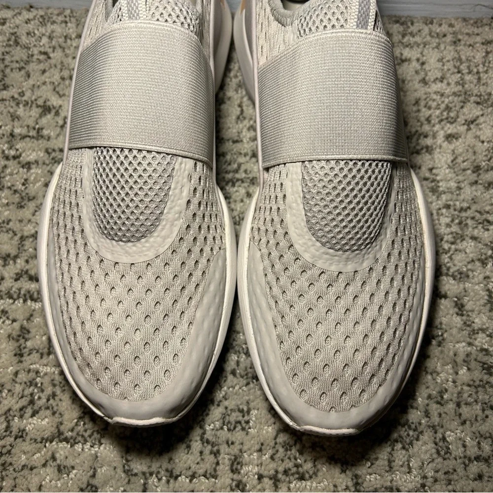 Sorel Dove & Moonstone Kinetic Impact II Strap Shoes Size 11